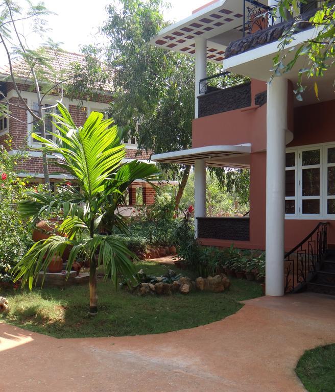 Inn Pondiville Forest Retreat Пондичери Екстериор снимка