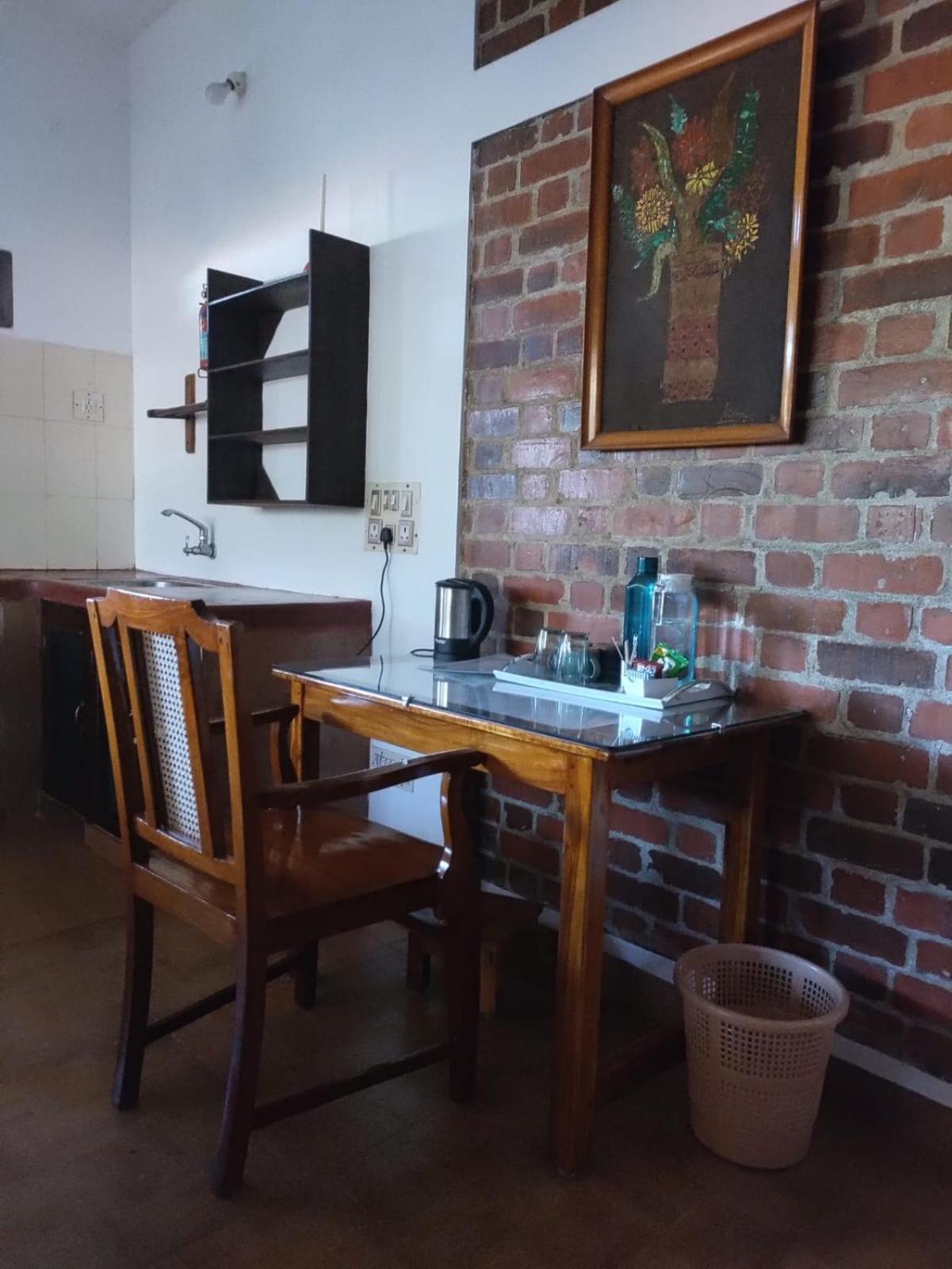 Inn Pondiville Forest Retreat Пондичери Екстериор снимка